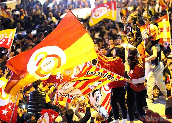 Galatasaray’ın şampiyonluğu sonrası Türkiye sarı kırmızıya boyandı