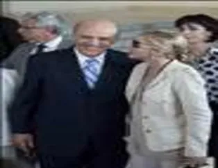 Rio Karnavalı'na ünlü yağmuru