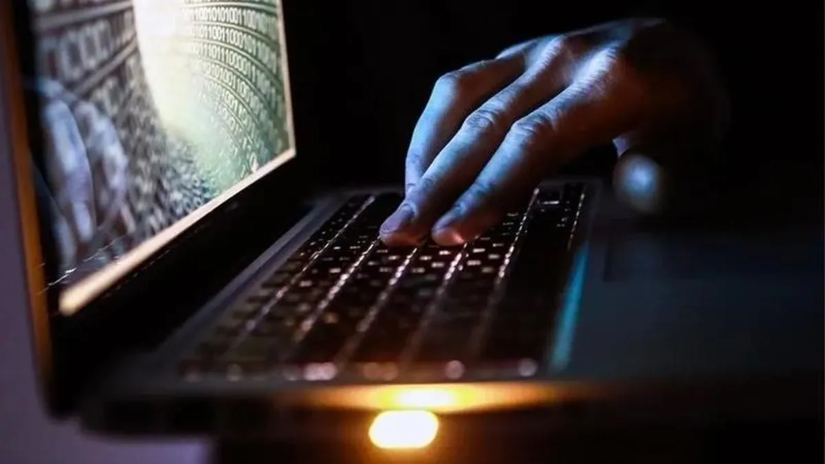 E-imza ile sahte diploma davası 10 Ekim'e ertelendi