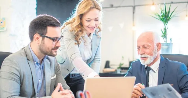 Memura erken emeklilik formülü! Borçlanma, başlangıcı geriye çeker mi? İsteğe bağlı sigorta imkanından nasıl yararlanılır?