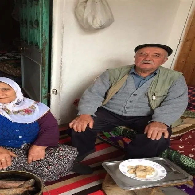 Sivas’ta devrilen traktördeki çift, öldü