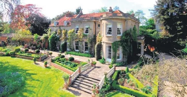 George ile Amal Clooney'den coronavirüse karşı tarihi önlem