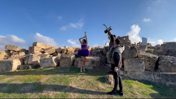 miss-europe-2021-ucuncusu-duygu-cakmaktan-birbirinden-seksi-pozlar-tarihi-zerzevan-kalesi-dogal-studyo-oldu-1640154590534.jpg Miss Europe 2021 üçüncüsü Duygu Çakmak'tan birbirinden seksi pozlar! Tarihi Zerzevan Kalesi doğal stüdyo oldu-2