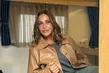 Bikinili Hülya Avşar hortumu kapıp 14 yıllık yardımcısını ıslattı! O anlar viral oldu