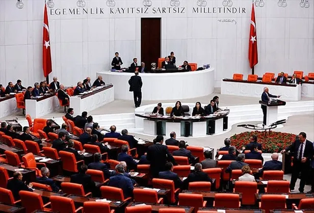 tbmm-baskani-kurtulmus-darbe-anayasasindan-kurtulmak-boynumuzun-borcu-1695643021051.jpeg TBMM Başkanı Numan Kurtulmuş: Darbe anayasasından kurtulmak boynumuzun borcu-2