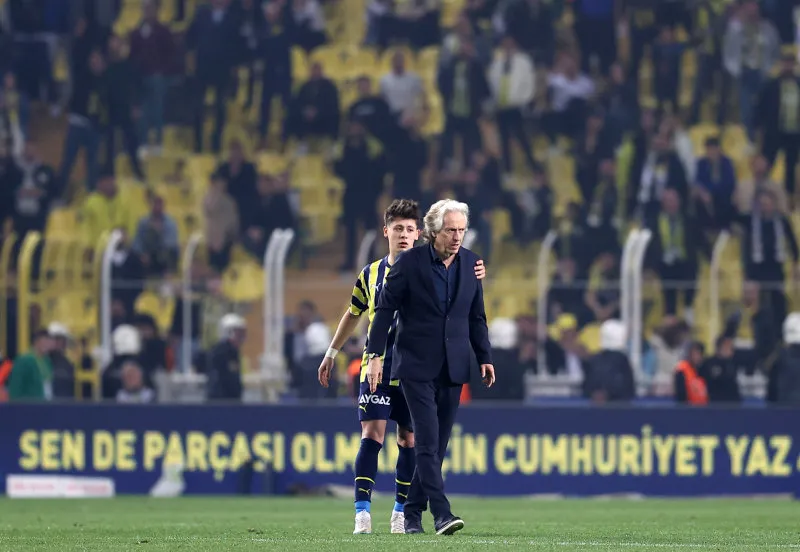 Fenerbahçe Haberleri | Jorge Jesus'tan sürpriz hamle! Taraftarla barışmak için bunu yapacak - 12
