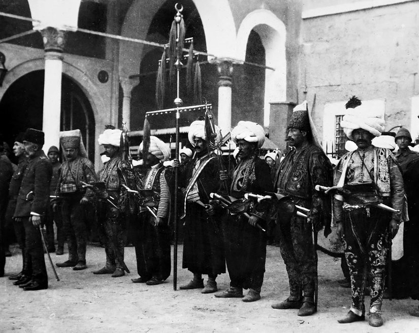 natoya-damga-vuran-mehtere-tarihsel-perspektif-ecdad-dusmani-tir-tir-titretirdi-osman-gaziden-cumhuriyete-ulas-1783832554706.jpeg NATO'ya damga vuran mehtere tarihsel perspektif! Ecdad düşmanı tir tir titretirdi: Osman Gazi'den Cumhuriyet'e ulaşan gelenek-7