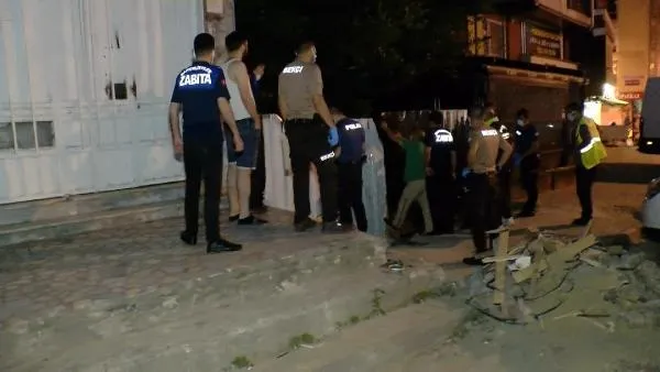 Bahçelievler'de gece yarısı kaçak göçmen operasyon: Çok sayıda gözaltı var-4