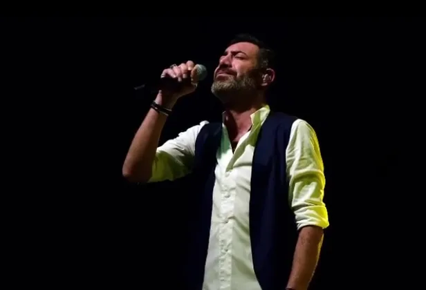 Hakan Altun ile Gonca Vuslateri sevgili mi? Şifreli mesajlar deşifre oldu...-5