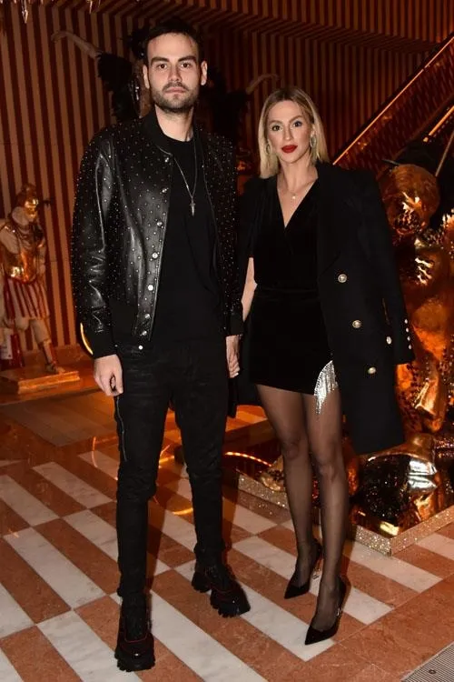 faruk-sabancidan-dilay-korkmazin-iddialarina-nezaket-dersi-anlasarak-1682364701909.jpeg Faruk Sabancı eski sevgilisi Dilay Korkmaz'ın iddialarına verdiği yanıt büyük takdir topladı-2