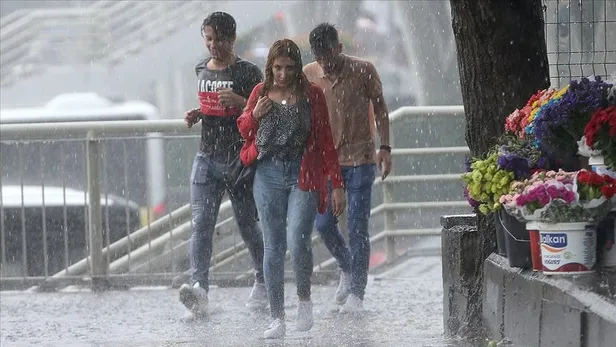O saate dikkat! Meteoroloji'den İstanbul ve 3 ile son dakika sağanak yağış uyarısı! Bugün hava nasıl olacak?-3