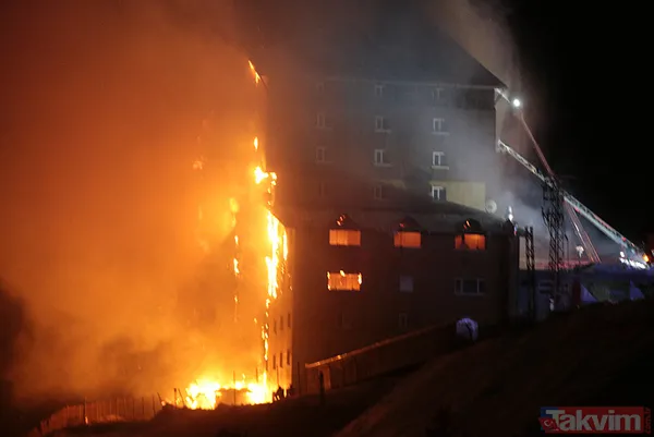 Bolu'daki yangının ilk anları! Zemine yatak serenler... Camdan atlayanlar... Çocuğunu atmaya çalışanlar... | Kare kare çaresizlik - 13