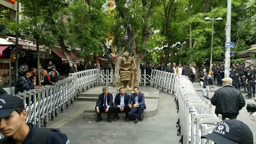 CHP'li ve HDP'li vekillerden DHKP-C'lilere destek-1