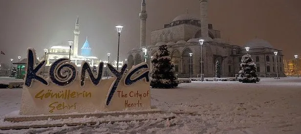 Konya beyaz örtüyle kaplandı