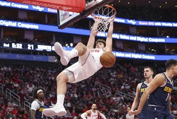 Houston’ın yıldızı Alperen Şengün NBA'da dikkat çekmeye devam ediyor! Denver’a karşı 21 sayı, 15 ribaunt, 2 asist...