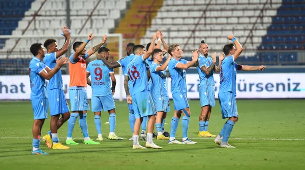 son-dakika-fenerbahce-ve-trabzonspor-uefa-kadrosunu-acikladi-flas-serdar-dursun-ve-visca-karari-1662386076347.jpg Son dakika: Fenerbahçe ve Trabzonspor UEFA kadrosunu açıkladı! Flaş Serdar Dursun ve Visca kararı-4