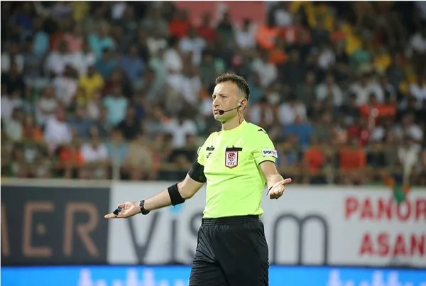 tff-baskani-mehmet-buyukeksiden-onemli-aciklamalar-hakem-kararlari-televizyonda-konusulacak-1660826993800.jpg TFF Başkanı Mehmet Büyükekşi'den önemli açıklamalar! Hakem kararları televizyonda konuşulacak-7