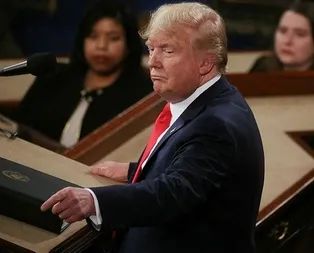Son dakika: ABD Başkanı Trump görevini kötüye kullanmak suçlamasından aklandı