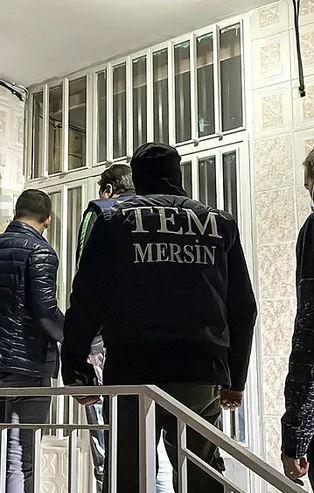 Mersin’de FETÖ operasyonu: 9 gözaltı kararı