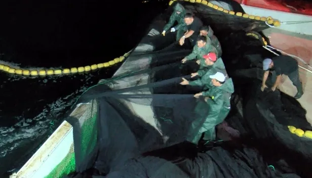 1630459290645.jpg Vira Bismillah! Av sezonu başladı, balıkçılar denize açıldı...-2