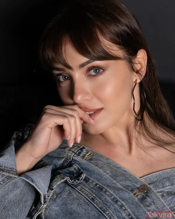 Burcu Kirman “Çağımızın en büyük sorunu” deyip paylaştı! Gözler eski sevgili Bülent Şakrak’a çevrildi - 5