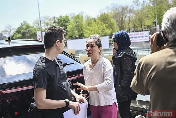 Valilik Uyardı İstanbul Valiliği, Deprem Nedeniyle Hasar Gören Ya Da Hasar Gördüğü Düşünülen Binalara Girilmemesi, Zorunlu Olmadıkça Araçla Trafiğe Çıkılmaması...