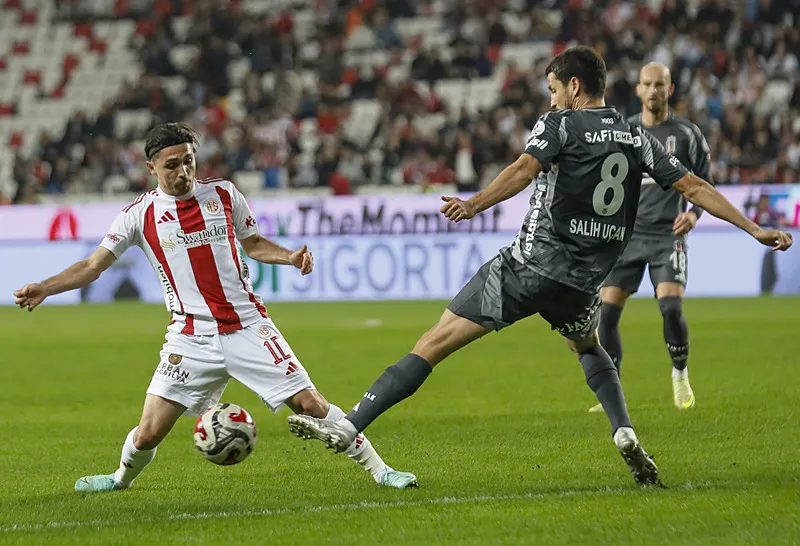 Beşiktaş'ın Samsunspor maçı 11'i netleşti! Sergen Yalçın'dan orta saha kararı - 6