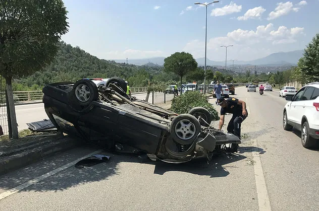 Karabük'te korkunç kaza! İki otomobil çarpıştı: 4 yaralı