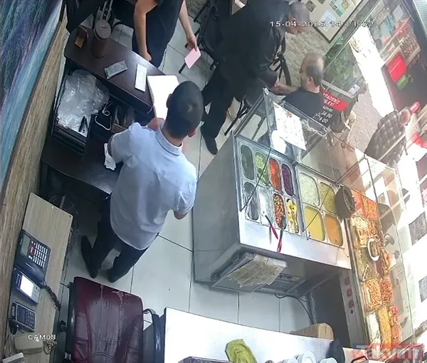 Sırrı Süreyya Önder'in son görüntüleri ortaya çıktı! Personelle şakalaştı! O detay dikkat çekti - 5