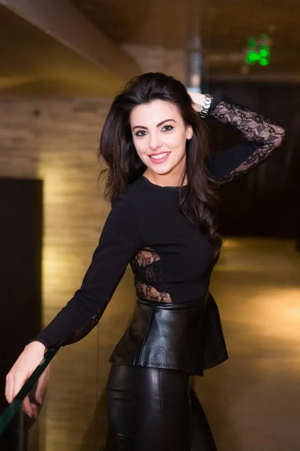 Tuvana Türkay fena yakalandı!