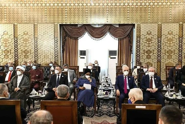 iranin-yeni-cumhurbaskani-ibrahim-reisi-yaptirimlarin-kaldirilmasi-icin-her-diplomatik-plani-destekleyecegiz-1628190573034.jpeg İran'ın yeni Cumhurbaşkanı İbrahim Reisi: Yaptırımların kaldırılması için her diplomatik planı destekleyeceğiz-1