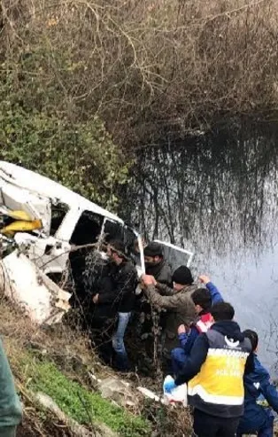 Son dakika: Karabük'te facia! Otomobil dereye uçtu: 4 ölü, 1 yaralı!