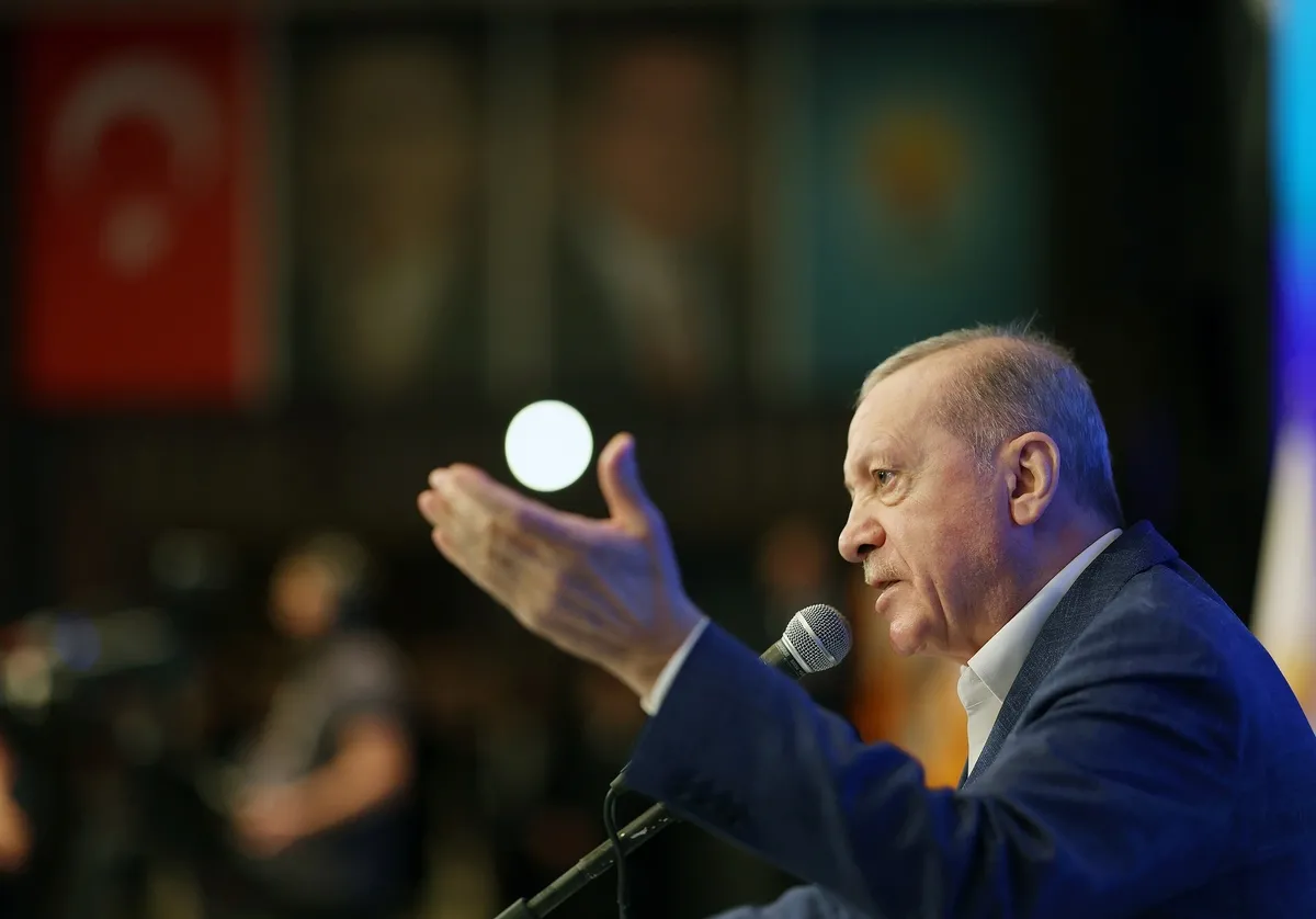 baskan-erdogandan-sakaryada-manifesto-gibi-konusma-israili-titretecek-sozler-ak-parti-teskilatina-uyari-meydan-1782650757793.jpeg Başkan Erdoğan'dan Sakarya'da manifesto gibi konuşma! İsrail'i titretecek sözler | AK Parti teşkilatına uyarı: Meydanın hakkını verin-3