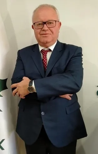 Gelecek Partisi'nin kumarbaz başkanı Hüseyin Yıldırım'a Ahmet Davutoğlu sahip çıktı: Gurur duyuyoruz