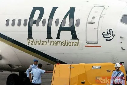 Pakistan’da evlerin üzerine düşen uçakta flaş gelişme! Meğer düşme nedeni...