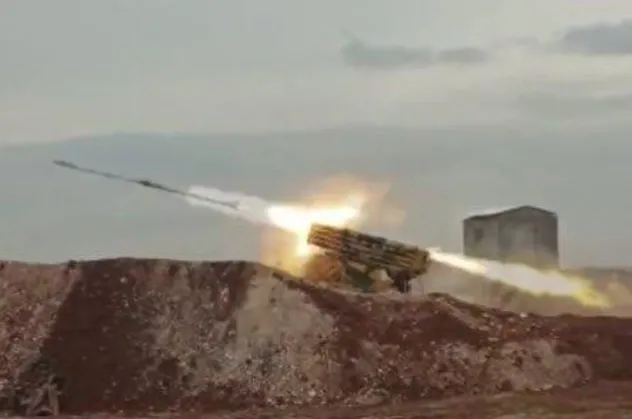 PKK/YPG hedefleri böyle vuruldu! Kazdıkları hendeklere gömülüyorlar