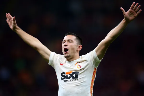 aslan-hata-yapmak-istemiyor-iste-caykur-rizespor-galatasaray-macinin-muhtemel-11leri-1633254066852.jpg Aslan hata yapmak istemiyor! İşte Çaykur Rizespor - Galatasaray maçının muhtemel 11'leri...-9