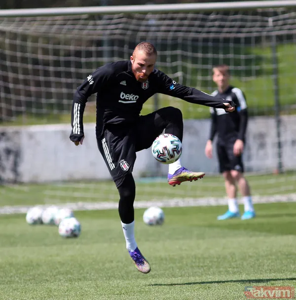 Kartal evinde Ankaragücü'nü ağırlıyor! Sergen Yalçın Beşiktaş'ın Ankaragücü karşısındaki 11'ini belirledi - 14