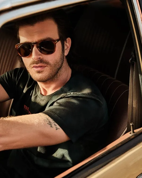 kivanc-tatlitugu-mutfaga-girdi-o-hallerini-goren-hamile-esi-basak-dizer-sekerci-mi-baban-senin-dedi-ulu-orta-a-1644091793830.jpg Kıvanç Tatlıtuğ'u mutfağa girdi! O hallerini gören hamile eşi Başak Dizer ‘Şekerci mi baban senin?’ dedi ulu orta aşka geldi-4