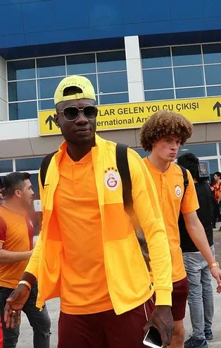 Diagne yeniden Galatasaray'da! Yönetim onay verdi