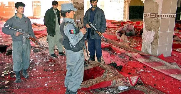 Afganistan’da camiye bombalı saldırı: Cuma namazı sırasında 7 kişi öldü