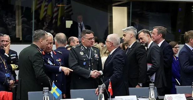 Milli Savunma Bakanı Güler NATO karargahında Ukrayna Savunma Temas Grubu Toplantısı'na katıldı