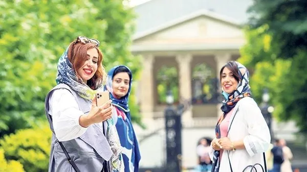 iranda-devlet-destekli-islami-flort-uygulamasi-devrede-1626243291841.jpg İran'da devlet destekli İslami flört uygulaması devrede-5