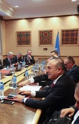 Bakan Çavuşoğlu Kıbrıs görüşmelerine katıldı