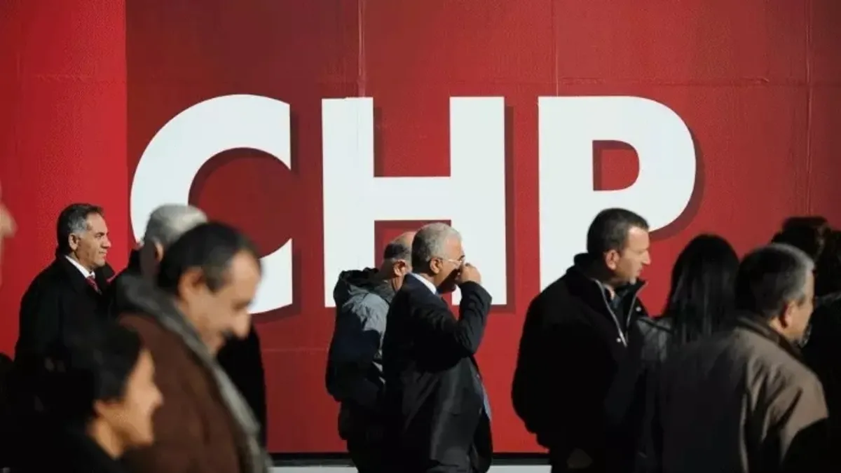 CHP’de Kadıköy, Sancaktepe, Sarıyer belediye başkanlarına ihraç