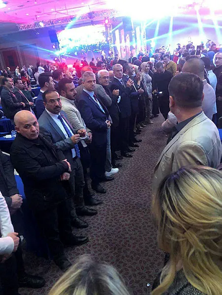 Son dakika: Antalya'da pes dedirten görüntüler! 1900 kişi ile etkinlik! Ne sosyal mesafe var ne de maske!-2