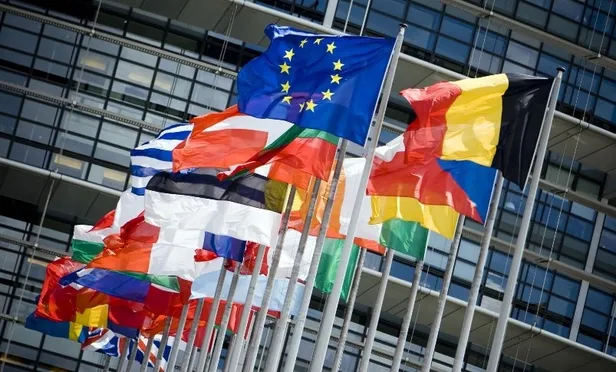 Eyvah parçalanıyoruz!-1