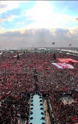 Tarihi kalabalık İngilize çok koymuş