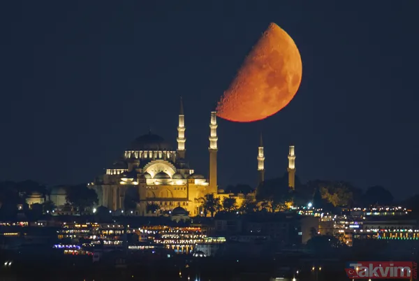 İstanbul'da kartpostallık görüntüler... Yarım ay büyüledi - 23