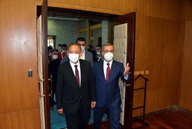 AK Parti Genel Başkan Yardımcısı Mehmet Özhaseki: Yüzde 45 oyumuz var-3